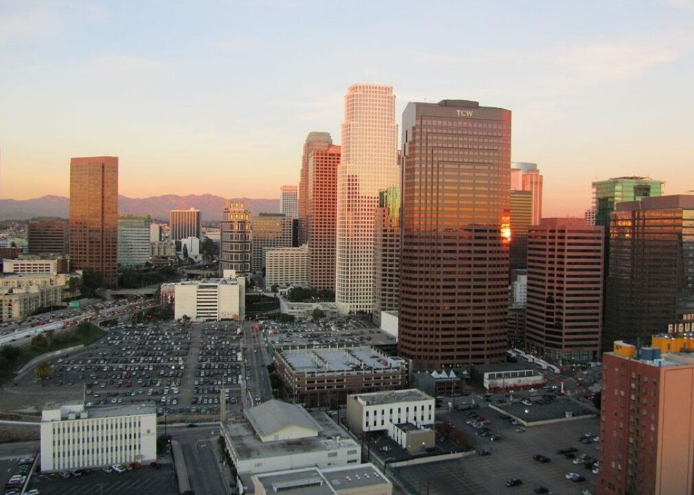 1990: LA overtakes Chicago as the second-largest city